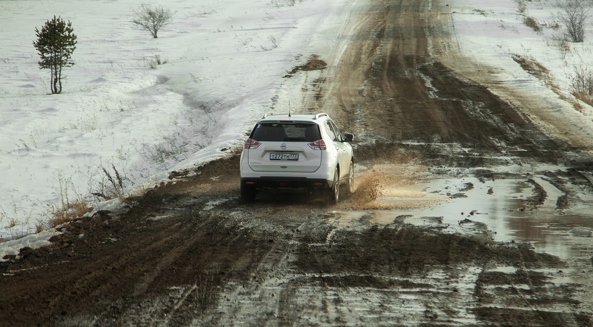 Тест-драйв Nissan Terrano, Qashqai и X-Trail на Байкале: «горожане» на льду и на проселке