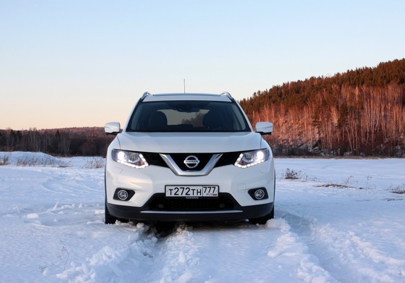 Тест-драйв Nissan Terrano, Qashqai и X-Trail на Байкале: «горожане» на льду и на проселке