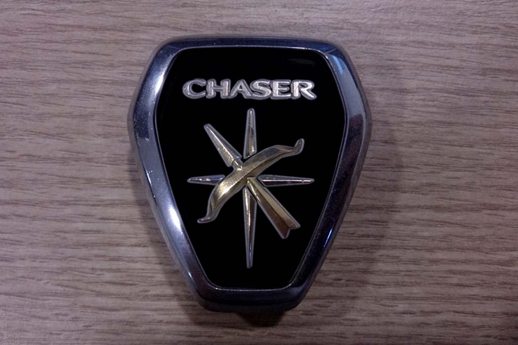 Логотип Toyota Chaser
