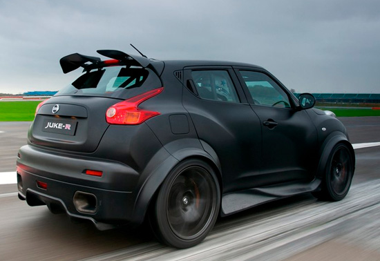 Nissan Juke R