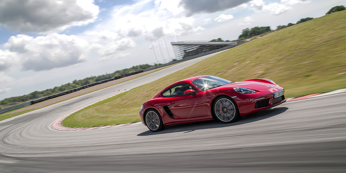 Porsche 718 Cayman