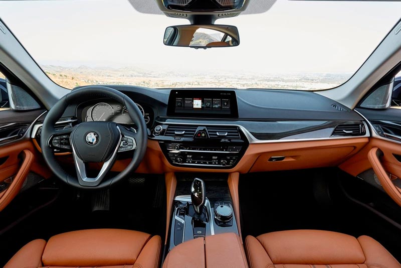 Салон BMW 5-Series G30