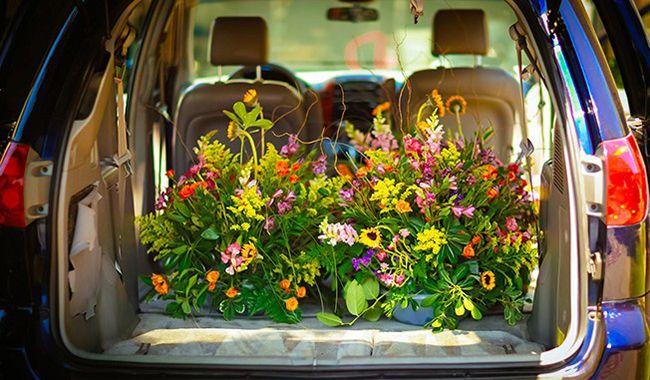 К невнимательности на дороге может привести запах цветов