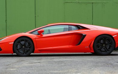 Lamborghini Aventador LP700-4