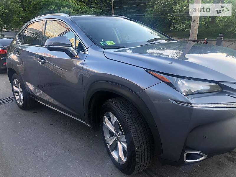 Lexus NX 200t