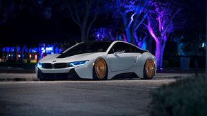 Превью обои bmw, i8, белый, вид сбоку