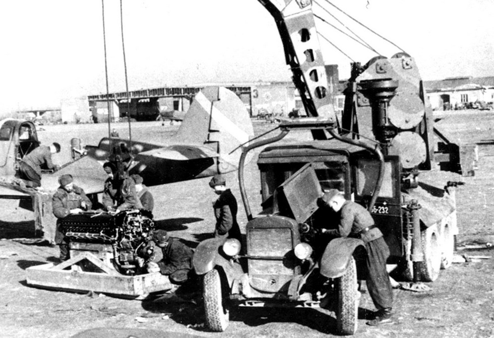 Автокран АКМ «Январец» с механическим приводом в Красной армии