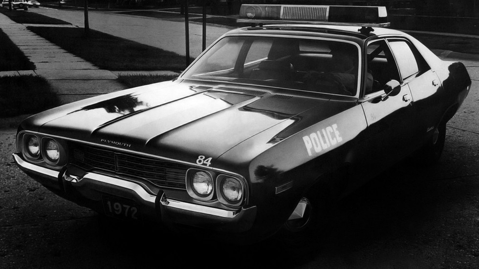 1972 plymouth satellite полиция