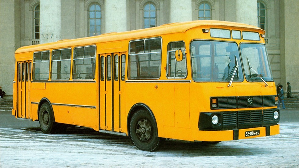 autowp.ru_liaz_677m_(opyitno-promyishlennaya_seriya)_2