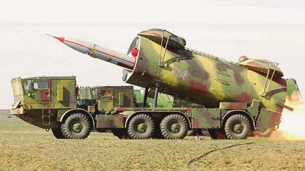 Запуск самолета Ту-143 с боевой машины комплекса «Рейс» (из архива Р. Данилова)