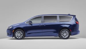 фото Chrysler Voyager 2019-2020