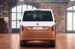 фотографии Volkswagen Multivan T6.1 2019-2020 вид сзади