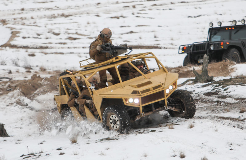 ​Украинский «Багги». По словам разработчиков, их детище является гибридом Humvee и DPV. kyivpost.com - Лёгкие машины для тяжёлой работы 